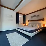 Πανσιόν Fruehstueckspension-appartementhaus Wasserer 4*