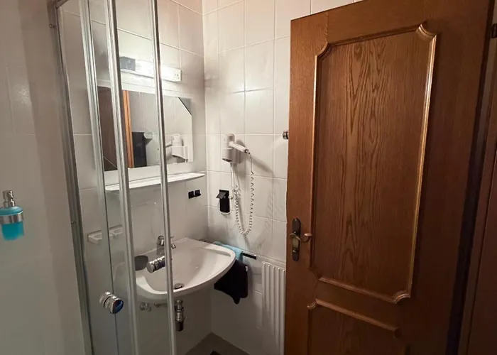 Fruehstueckspension-appartementhaus Wasserer Гостьовий будинок