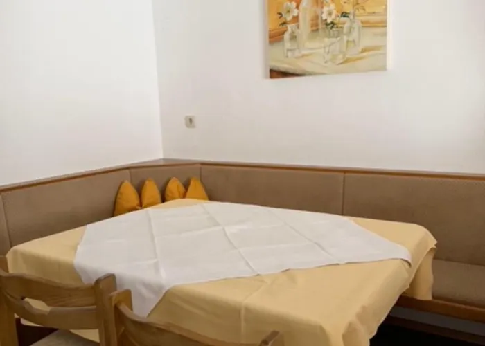 Fruehstueckspension-appartementhaus Wasserer Гостьовий будинок 4*