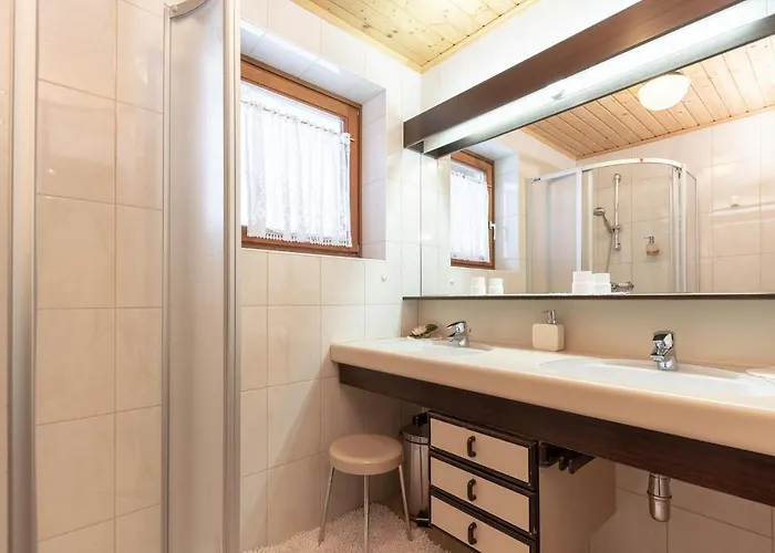 Fruehstueckspension-appartementhaus Wasserer 4*